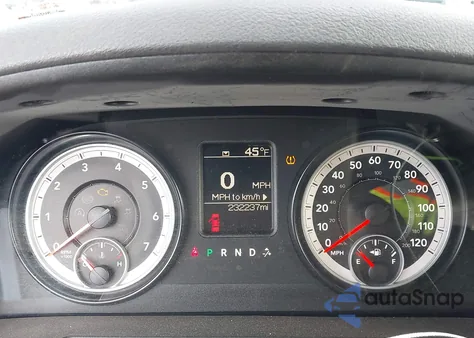 2014 Ram 1500 Tradesman z USA, uszkodzony, nr VIN 1C6RR6KGXES229315